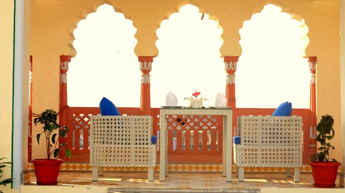 Rnb Select Vijay Palace Jaipur Exterior foto